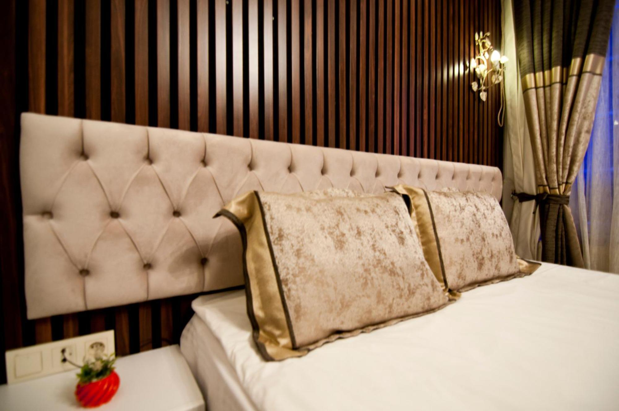 โฮเต็ล โบรคเค็น โคลัมม์ Hotel อิสตันบูล ภายนอก รูปภาพ