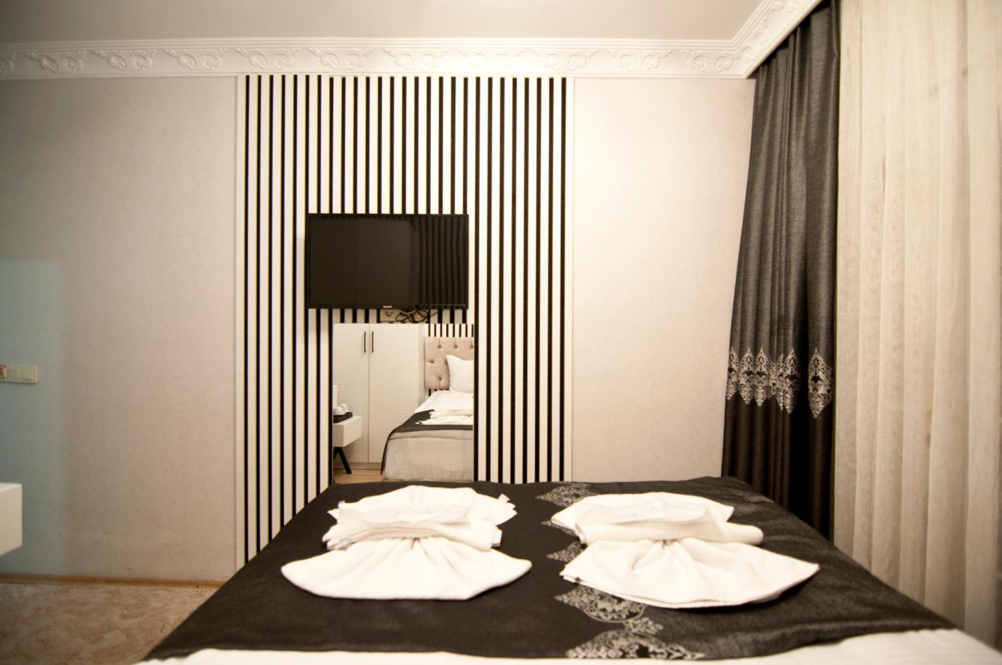 โฮเต็ล โบรคเค็น โคลัมม์ Hotel อิสตันบูล ภายนอก รูปภาพ
